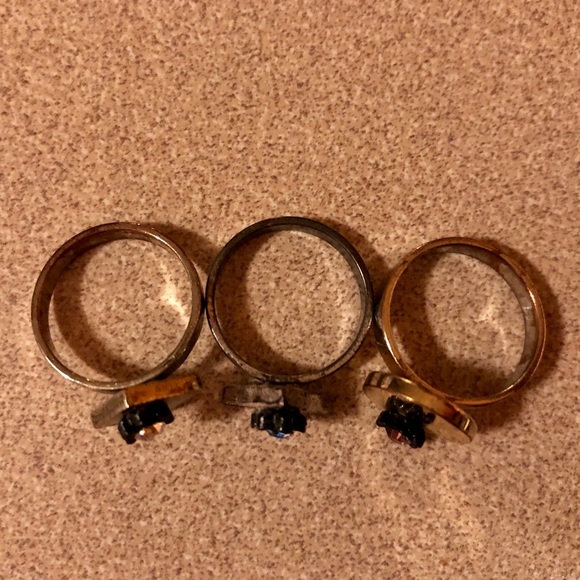 Jewelmint Rings - Picture 2 of 7